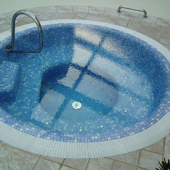 Jacuzzi_1.jpg